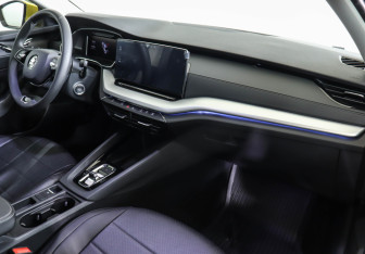 Подержанный автомобиль Skoda Octavia Liftback 2021 года (10 фото)