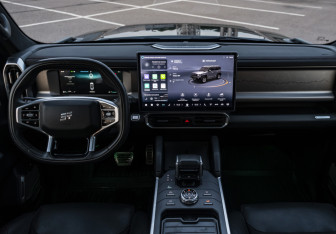 Подержанный автомобиль Jetour T2 2024 года (13 фото)