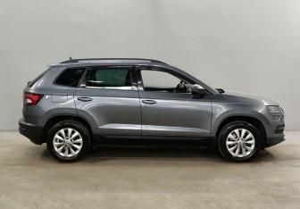 Подержанный автомобиль Skoda Karoq 2020 года (4 фото)