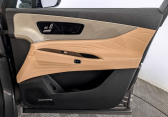 Подержанный автомобиль Jaecoo J8 2024 года (26 фото)