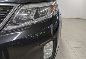 Подержанный автомобиль Kia Sorento 2014 года (16 фото)