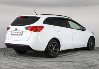 Подержанный автомобиль Kia Ceed Wagon 2013 года (5 фото)