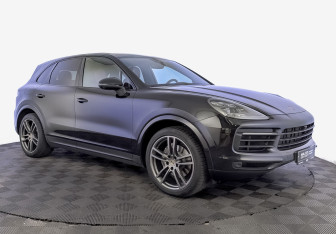 Подержанный автомобиль Porsche Cayenne 2018 года (3 фото)
