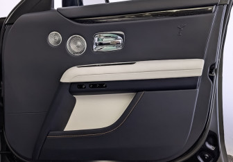Подержанный автомобиль Rolls-Royce Ghost 2024 года (25 фото)