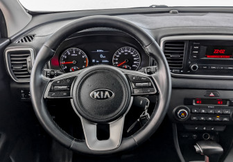 Подержанный автомобиль Kia Sportage 2019 года (21 фото)