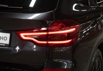 Подержанный автомобиль BMW X3 2019 года (28 фото)