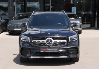 Подержанный автомобиль Mercedes-Benz GLB 2020 года (2 фото)