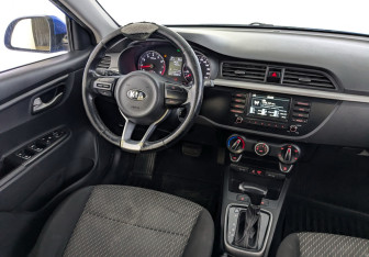 Подержанный автомобиль Kia Rio Hatchback 2019 года (28 фото)