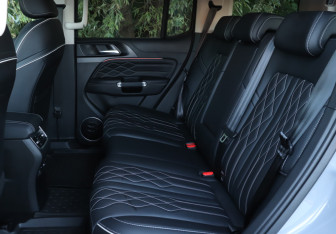 Подержанный автомобиль Tank 300 2023 года (10 фото)