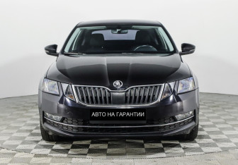 Подержанный автомобиль Skoda Octavia Liftback 2017 года (2 фото)