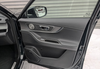 Подержанный автомобиль Chery Tiggo 8 Pro Max 2023 года (25 фото)