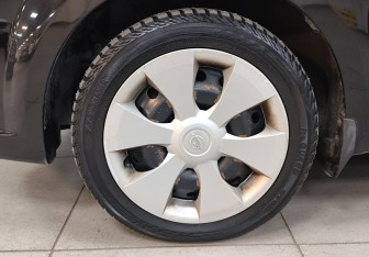 Подержанный автомобиль Ravon Nexia R3 2017 года (9 фото)