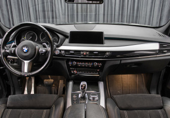 Подержанный автомобиль BMW X5 2016 года (14 фото)