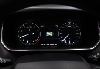 Подержанный автомобиль Land Rover Range Rover Sport 2016 года (13 фото)