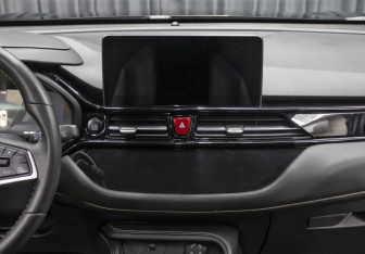 Подержанный автомобиль Москвич 3 2023 года (13 фото)