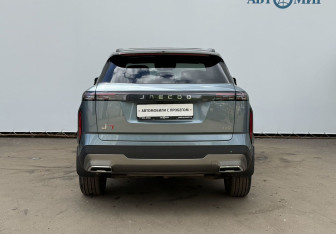 Подержанный автомобиль Jaecoo J7 2024 года (6 фото)