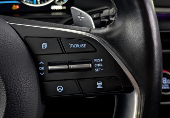 Подержанный автомобиль Hyundai Sonata 2022 года (30 фото)