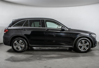 Подержанный автомобиль Mercedes-Benz GLC Coupe 2021 года (4 фото)