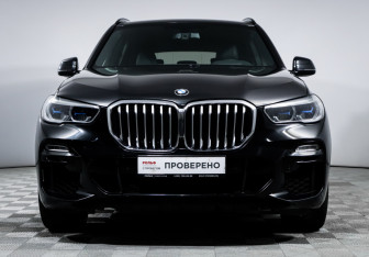 Подержанный автомобиль BMW X5 2019 года (2 фото)