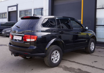 Подержанный автомобиль SsangYong Kyron 2012 года (8 фото)