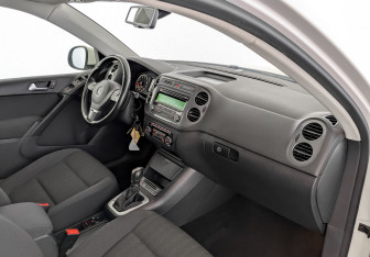 Подержанный автомобиль Volkswagen Tiguan 2013 года (11 фото)