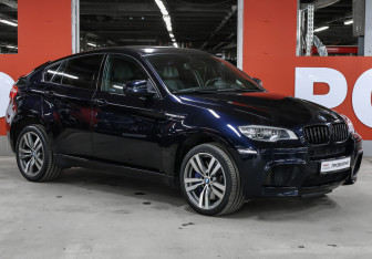 Подержанный автомобиль BMW X6 M 2013 года (3 фото)