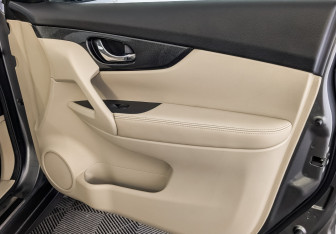 Подержанный автомобиль Nissan X-Trail 2018 года (25 фото)