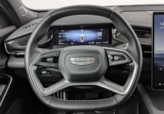 Подержанный автомобиль Geely Preface 2024 года (21 фото)