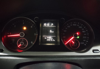 Подержанный автомобиль Volkswagen Passat Wagon 2009 года (11 фото)