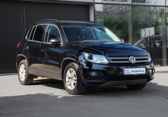 Подержанный автомобиль Volkswagen Tiguan 2011 года (3 фото)