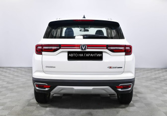 Подержанный автомобиль Changan CS35PLUS 2020 года (4 фото)