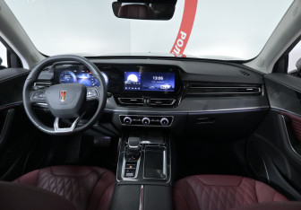 Подержанный автомобиль Hongqi HS5 2024 года (8 фото)