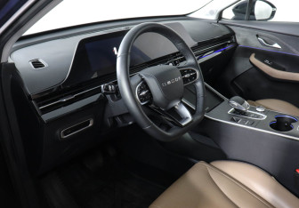 Подержанный автомобиль Omoda C5 2024 года (9 фото)