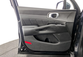 Подержанный автомобиль Kia Sorento 2021 года (19 фото)