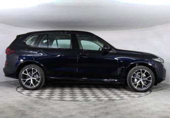 Новый BMW X5 2025 (6 фото)