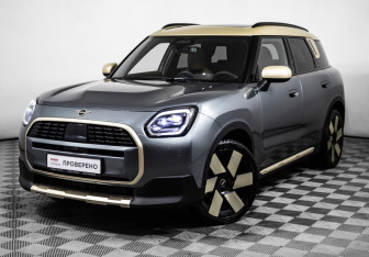 Подержанный автомобиль MINI Countryman 2023 года (1 фото)