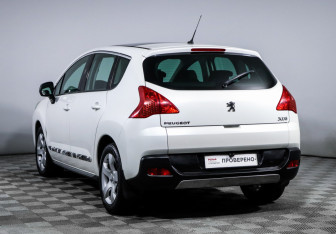 Подержанный автомобиль Peugeot 3008 2011 года (6 фото)