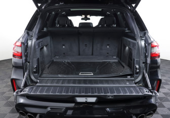 Подержанный автомобиль BMW X5 M 2020 года (9 фото)