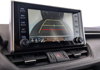 Подержанный автомобиль Toyota RAV4 2020 года (26 фото)