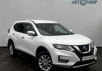 Подержанный автомобиль Nissan X-Trail 2019 года (3 фото)