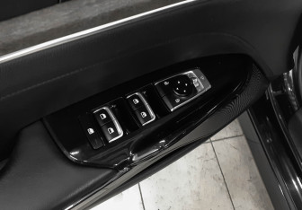 Подержанный автомобиль Kia K5 2021 года (19 фото)