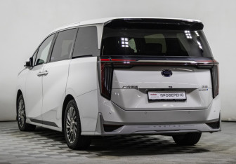 Подержанный автомобиль GAC M8 2023 года (7 фото)