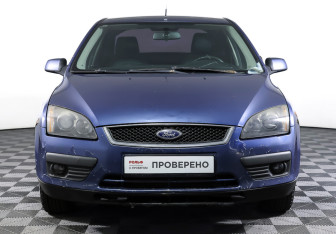 Подержанный автомобиль Ford Focus Sedan 2006 года (2 фото)