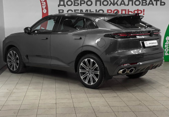 Подержанный автомобиль Changan UNI-K 2023 года (6 фото)