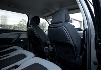 Подержанный автомобиль Citroen C4 Picasso 2016 года (8 фото)