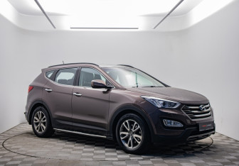 Подержанный автомобиль Hyundai Santa Fe 2013 года (3 фото)