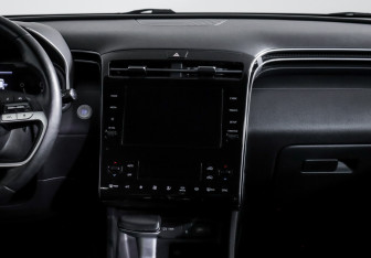 Подержанный автомобиль Hyundai Tucson 2021 года (13 фото)