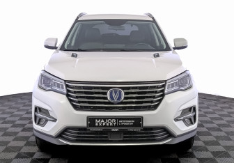 Подержанный автомобиль Changan CS75 2020 года (2 фото)