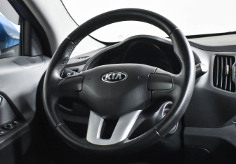 Подержанный автомобиль Kia Sportage 2013 года (11 фото)