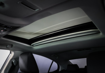 Подержанный автомобиль Lexus ES 2021 года (18 фото)